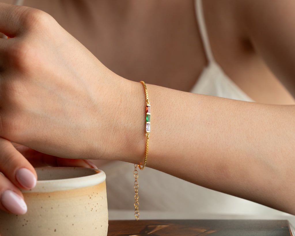 Stylish 925 sterling silver birthstone bracelet, handmade by Artizian