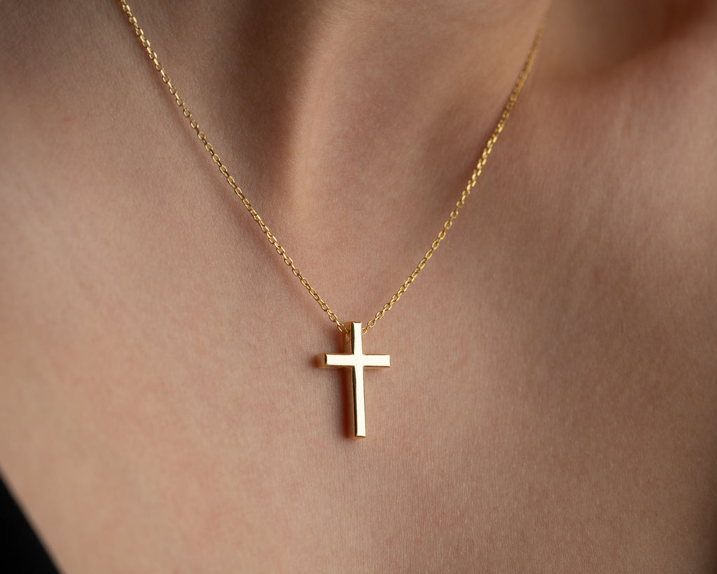 925 sterling silver cross pendant necklace, crafted in the Artizian studio
